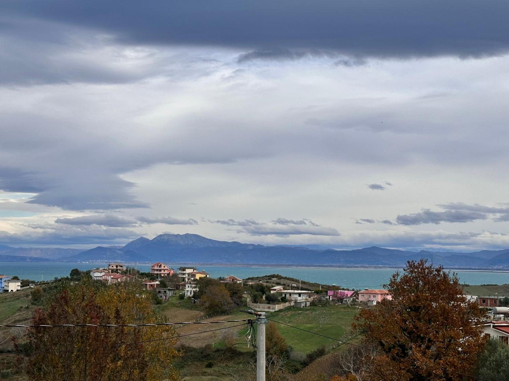 Vacation Rental Home Nori Durrës Exterior foto